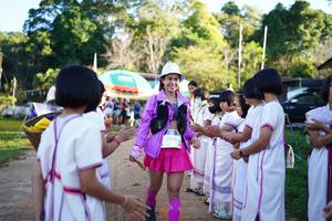 BIB: 2074
                            <button type="button" onclick="openModal(18991340)" class="btn btn-primary btn-sm float-right btn-popup" data-toggle="modal" data-target=".modal-high-quality">
                        <i class="fas fa-shopping-cart"></i> Add to Cart
                    </button>
                                            <button type="button" onclick="isThisMe(18991340, true)" class="btn btn-success btn-sm float-right btn-popup btn-isme hidden" data-toggle="tooltip" data-placement="bottom" title="นี่คือรูปของคุณใช่ไหม คลิกที่นี่เพื่อเอาเข้าอัลบั้ม">
                        <i class="fas fa-plus"></i> Add to album
                    </button>
                    <button type="button" onclick="isThisMe(18991340, false)" class="btn btn-warning btn-sm float-right btn-popup btn-isnotme hidden">
                        <i class="fas fa-ban"></i> Remove from album
                    </button>